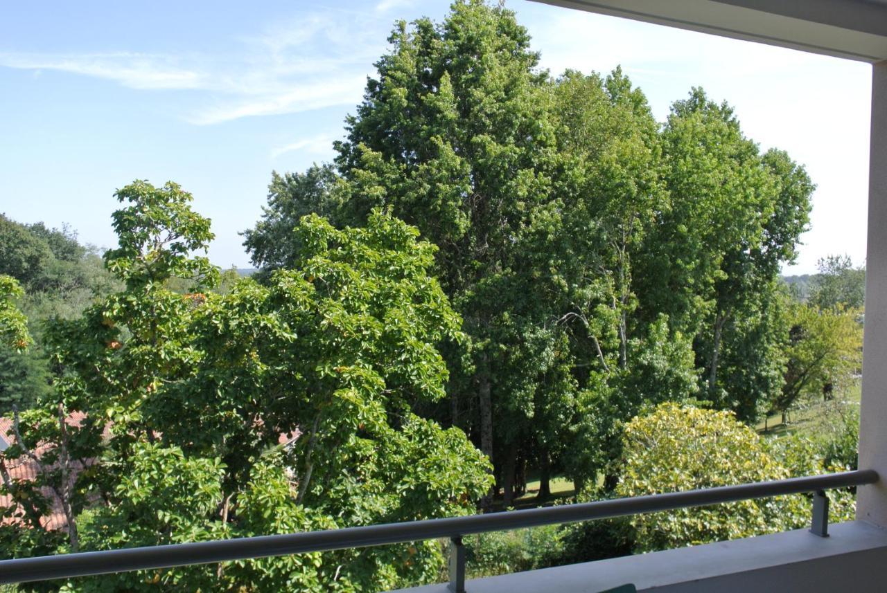 Beau T3 En Duplex, Calme Et Paisible Appartement *